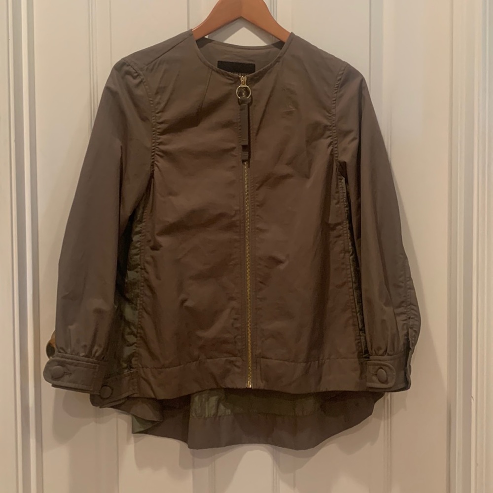 Lightweight bomber jacket